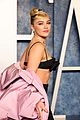 florence pugh celebrates michelle yeohs win at vanity fair party 03