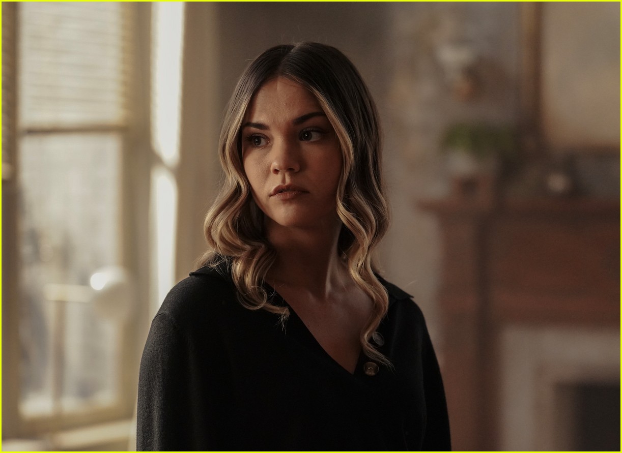 maia mitchell reunites with good trouble co stars on set in cute tiktok 02