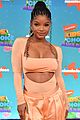 halle bailey awkwafina dunk melissa mccarthy in slime filled tank at kids choice awards 16