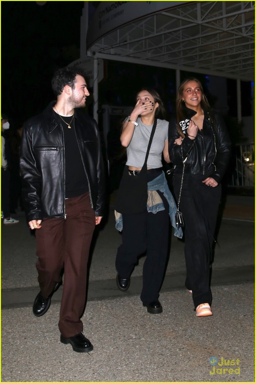 olivia rodrigo tate mcrae link arms while leaving sza concert in los angeles 08