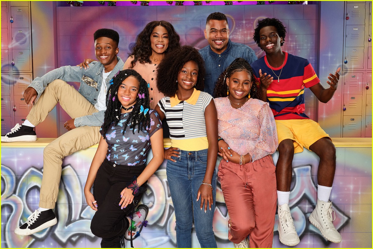 disney channel reveals trailer for new roller rink series saturdays 01