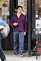sophie turner joking holds hands with mikey deleasa joe jonas shopping 03