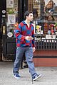 sophie turner joking holds hands with mikey deleasa joe jonas shopping 20