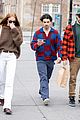 sophie turner joking holds hands with mikey deleasa joe jonas shopping 38
