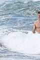 sydney sweeney glen powell beach photos australia 39