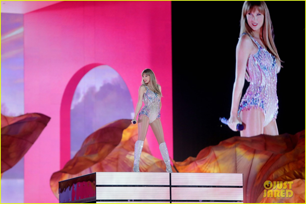 taylor swift every costume revealed eras tour 25