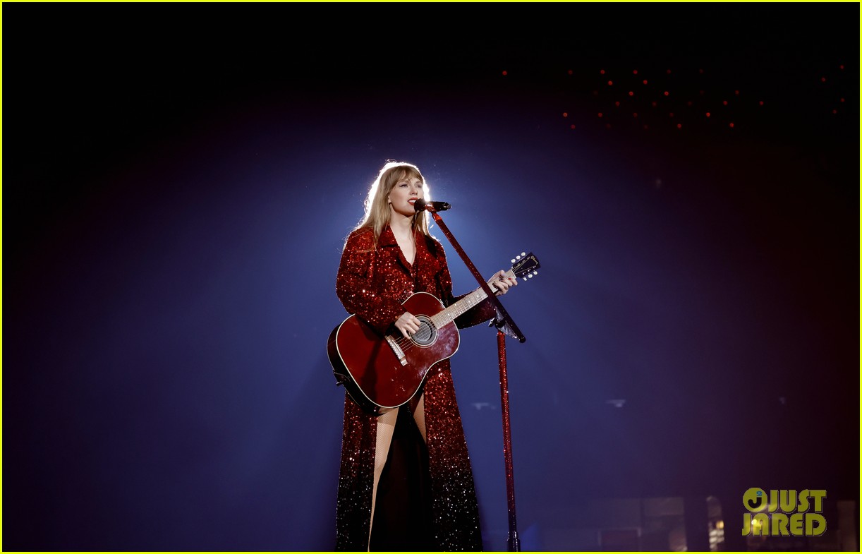 taylor swift every costume revealed eras tour 56