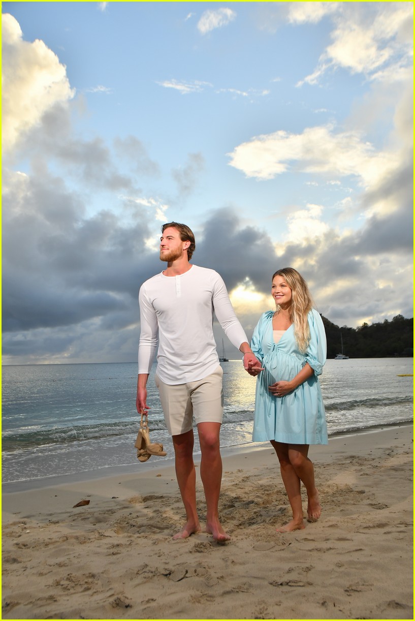 witney carson celebrates baby moon with hubby carson mcallister 09