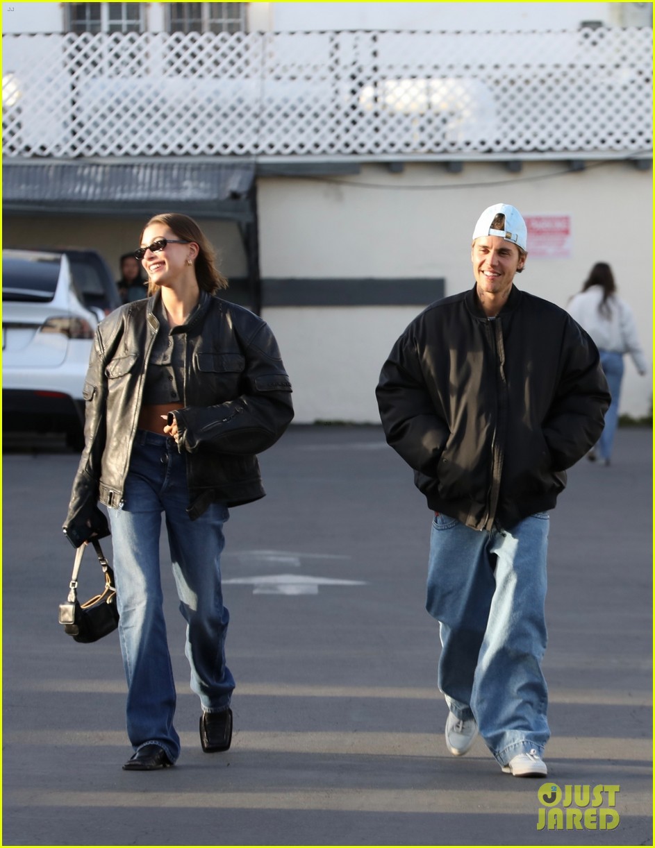 justin hailey bieber coordinating outfits lunch in la 16