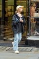 ariana grande does some shopping in london 11