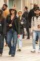 ariana grande does some shopping in london 49