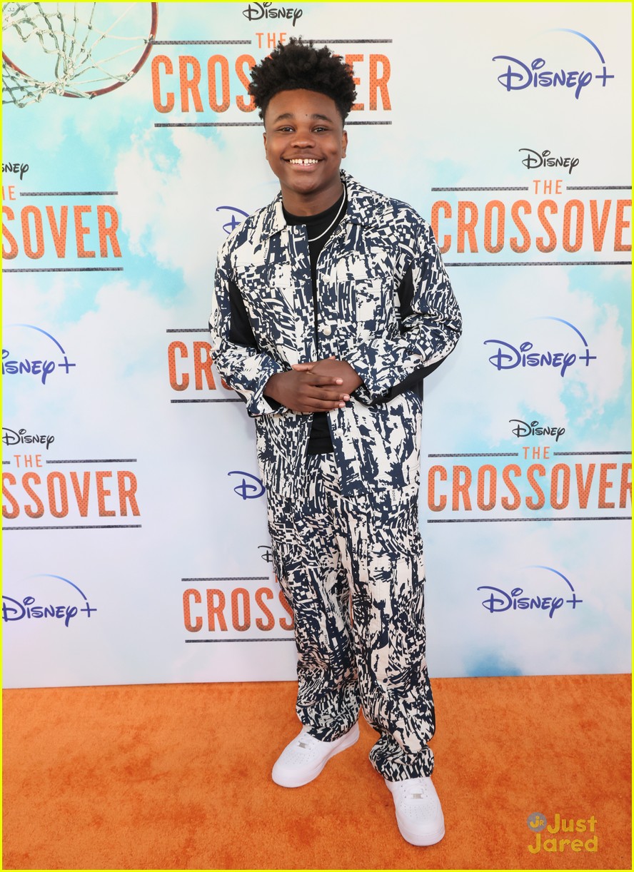 jalyn hall amir oneil hit orange carpet at the crossover premiere 05
