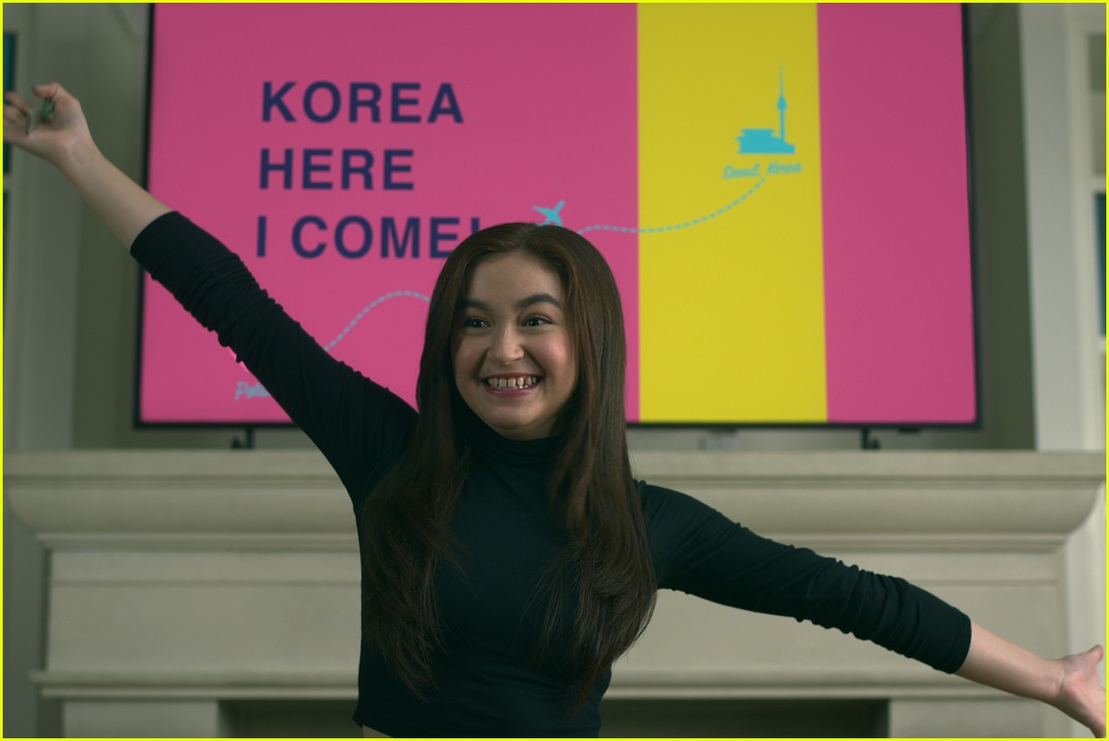 anna cathcart returns as kitty heads to korea in xo kitty trailer 05