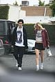 chase hudson steps out for lunch with girlfriend chiara 16