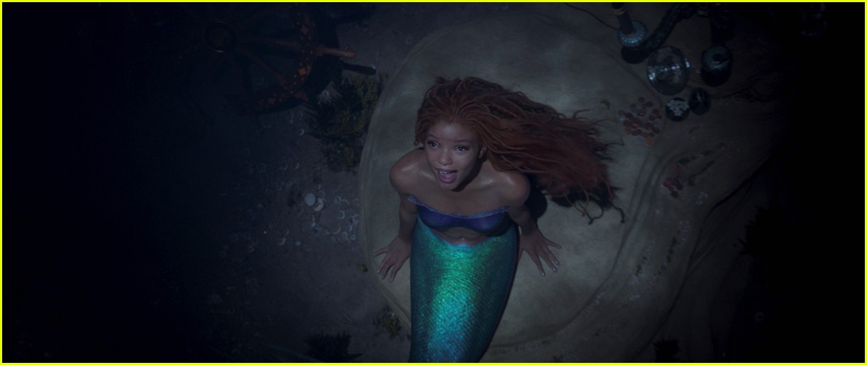 halle bailey opens up about dying her hair red and keeping locs for the little mermaid 05