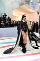 kendall kylie jenner show some leg at met gala 2023 03