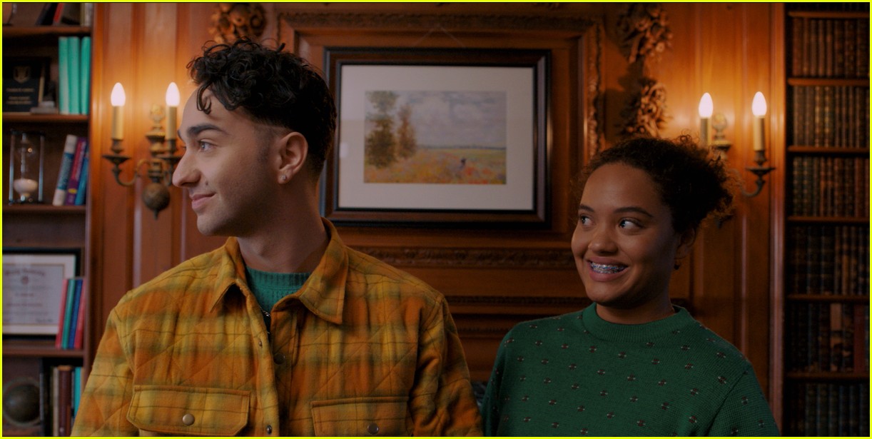 kiersey clemons searches for missing student in susies searches trailer 01