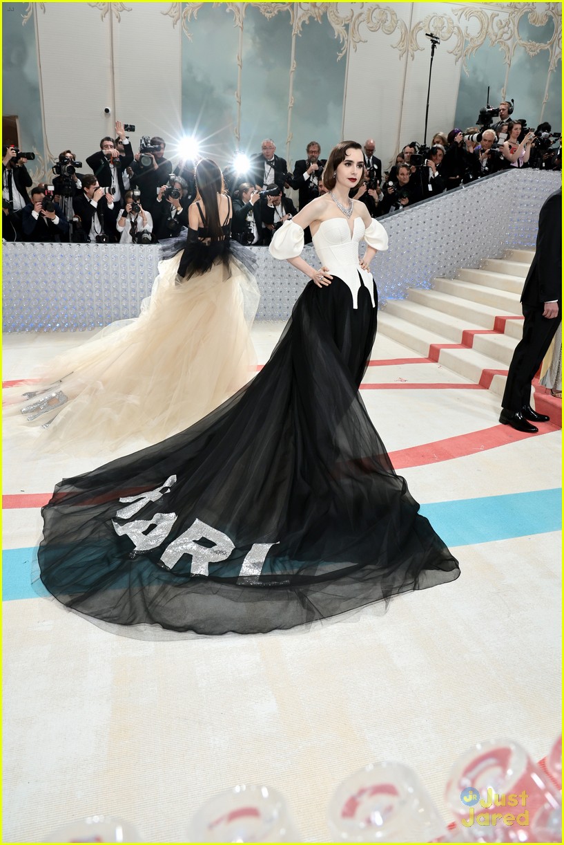 emily in paris lily collins ashley park bring the fashion to met gala 01