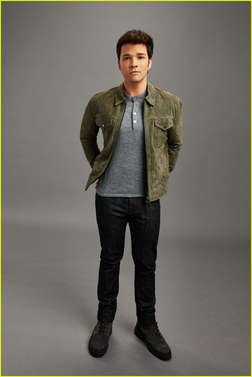 nathan kress teases icarly season three is very different not just pure comedy 02