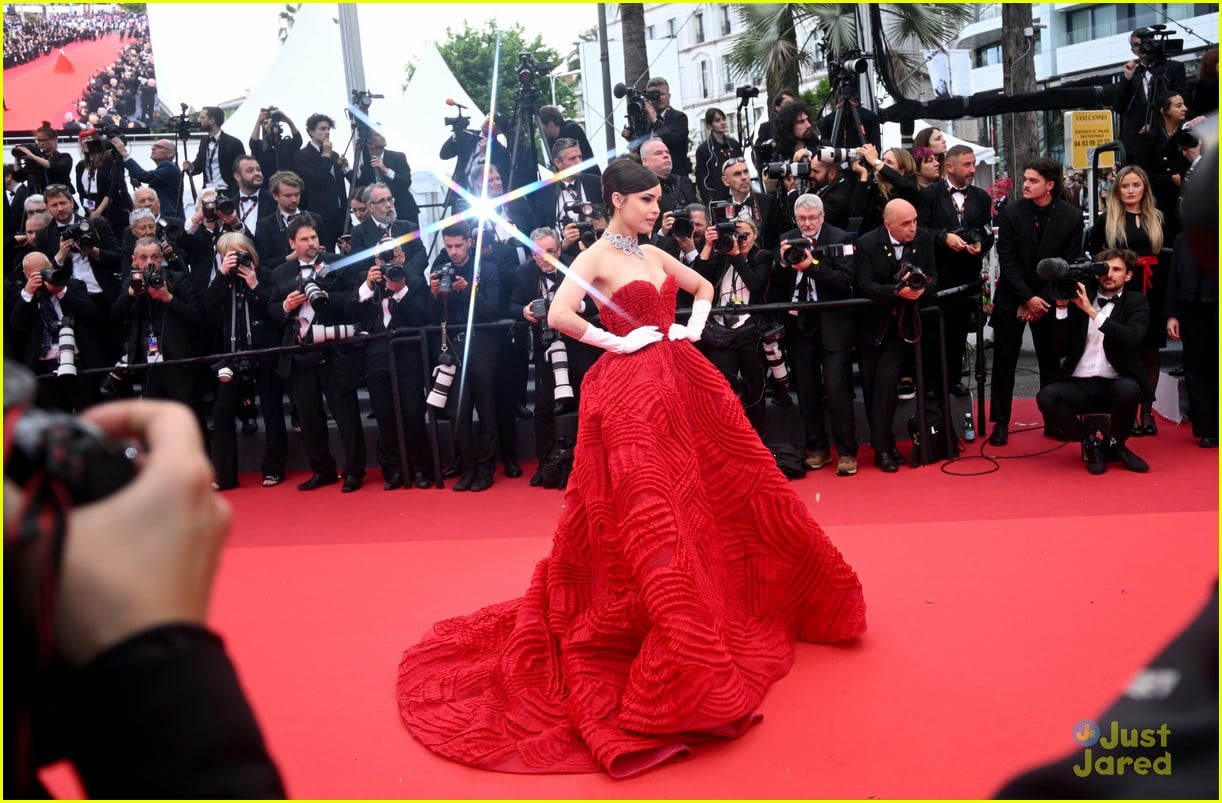 sofia carson shares special meaning behind necklace at cannes film festival 03