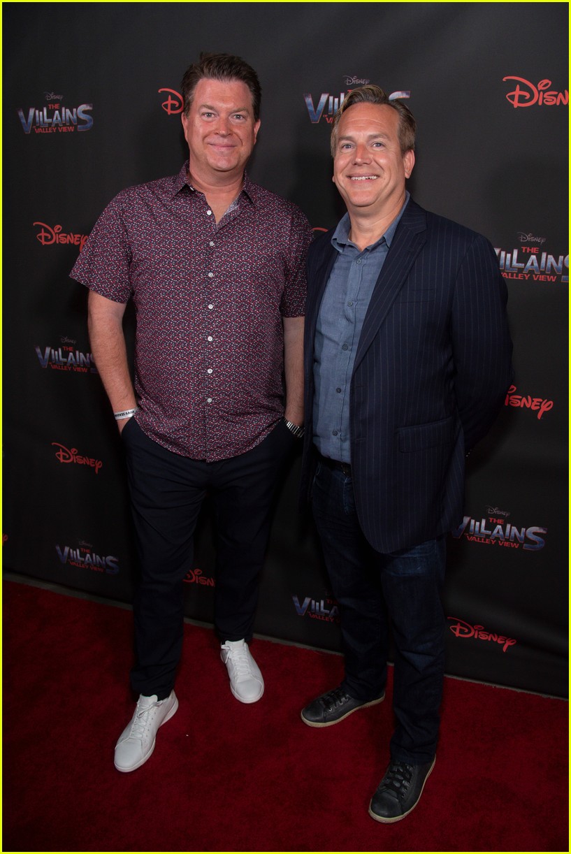 the villains of valley view cast celebrate at season two wrap party 23