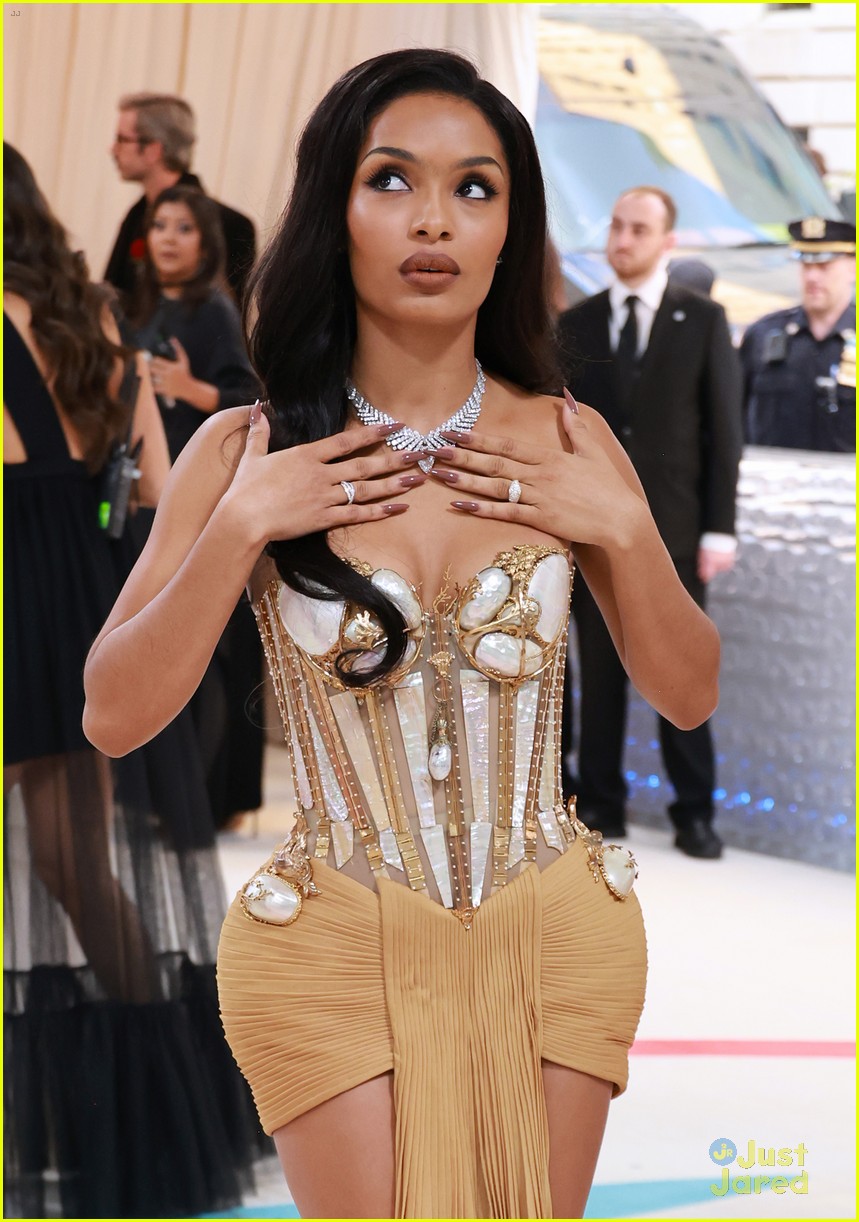 Yara Shahidi Wows In Mermaid Gown At Met Gala 2023 Photo 1375730 Photo Gallery Just Jared Jr