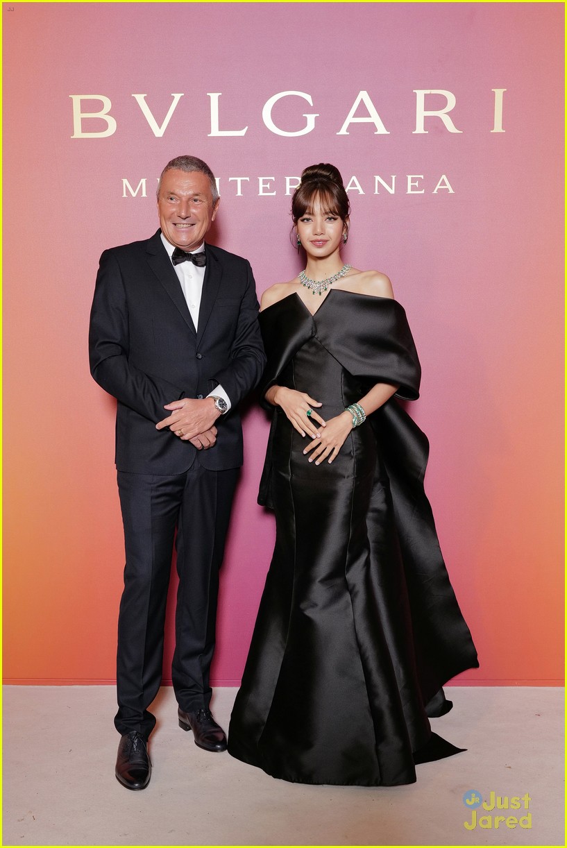 zendaya lisa go glam in black gowns at bulgari mediterranean launch event 36