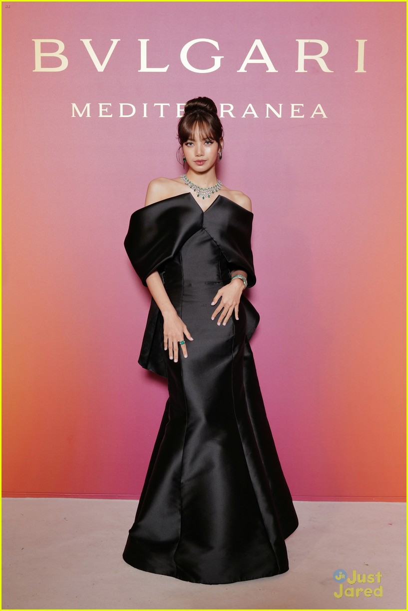 zendaya lisa go glam in black gowns at bulgari mediterranean launch event 37