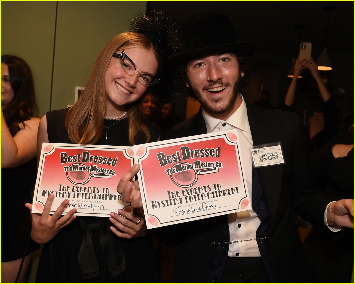 kevin franklin jonas celebrate claim to fame season two with murder mystery dinner 09