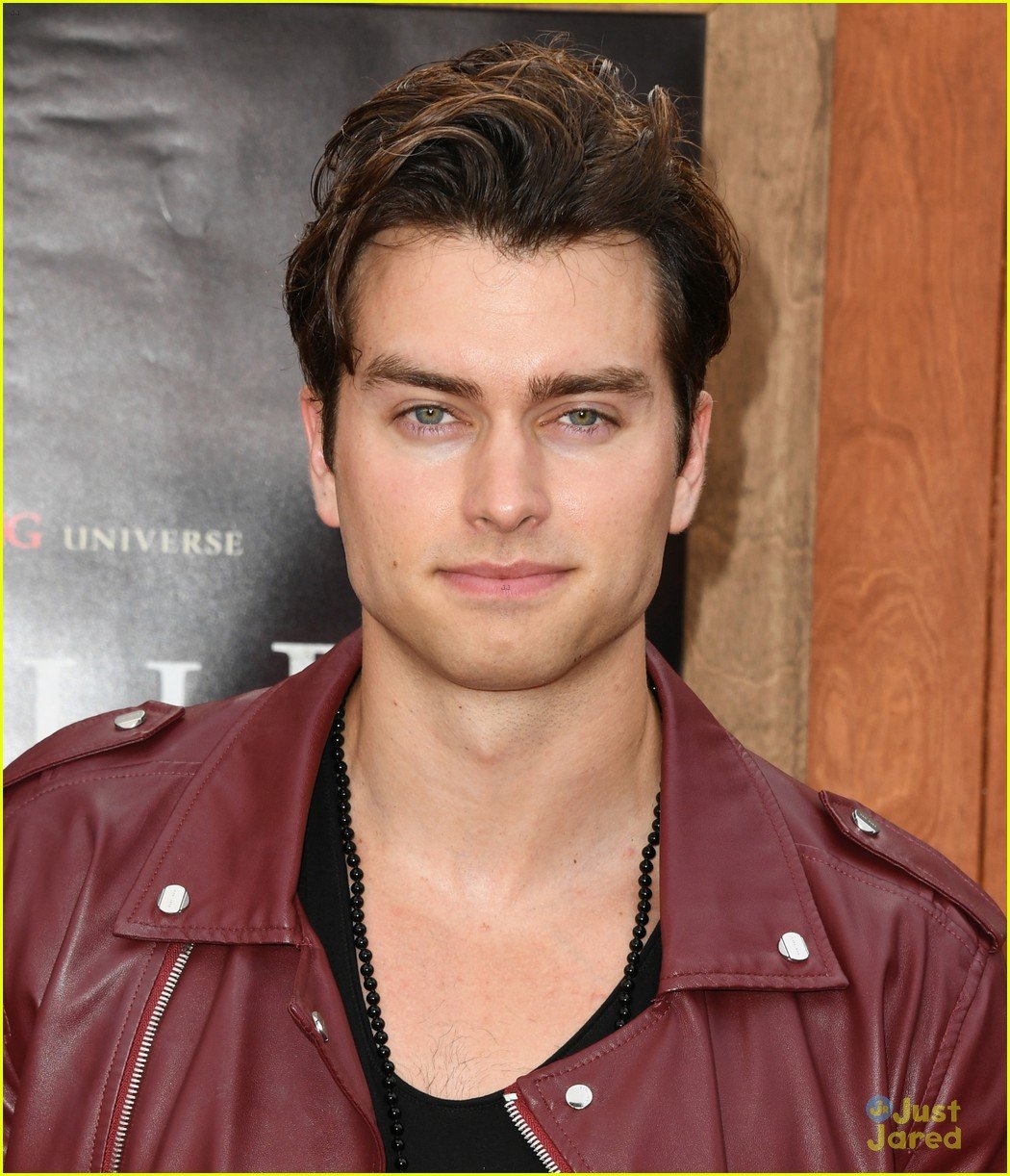 pierson fode reportedly in the running for superman in james gunns upcoming movie 01