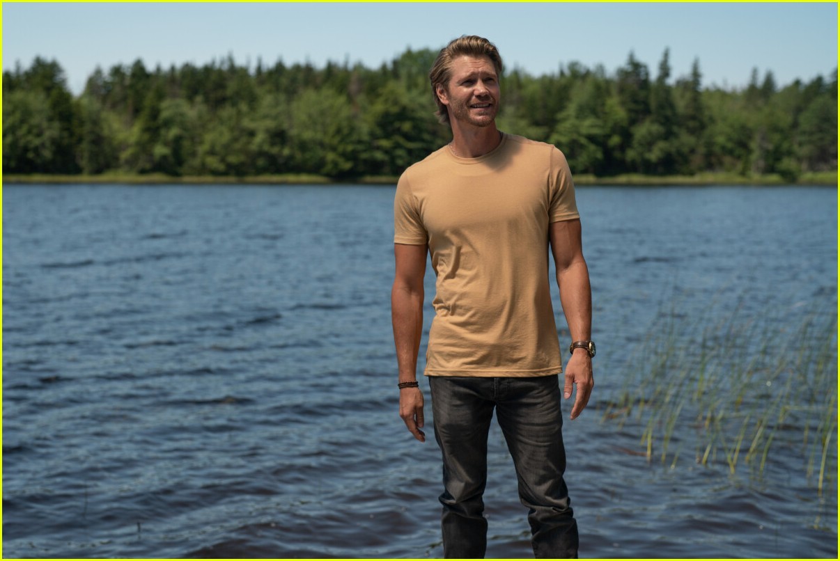 chad michael murray scott pattersons sullivans crossing renewed for season two by the cw 02