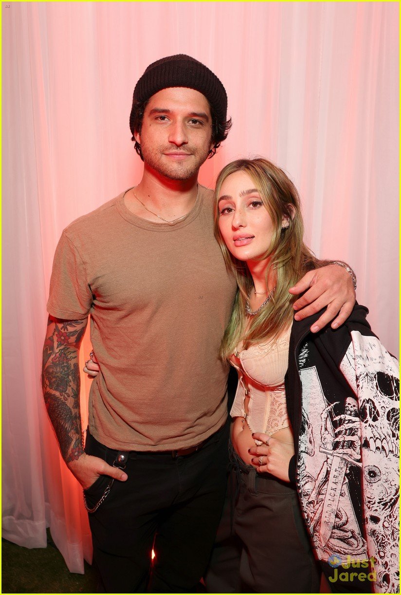 tyler posey announces hes engaged to phem 05