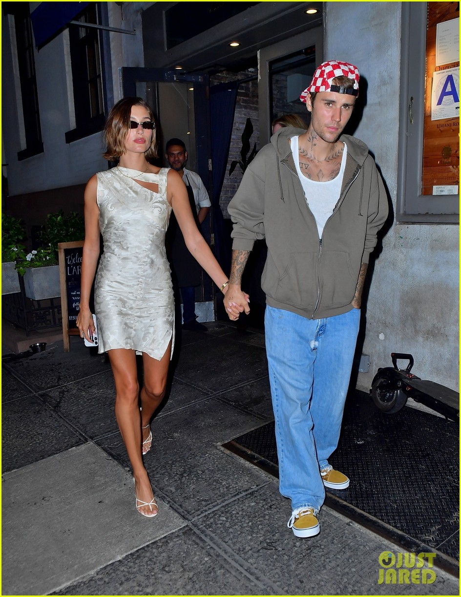 Justin Bieber And Wife Hailey Step Out For Dinner In Nyc Photo 1381343 Photo Gallery Just