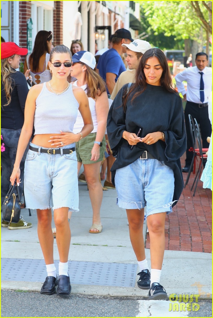 hailey bieber justin lunch in southampton 01