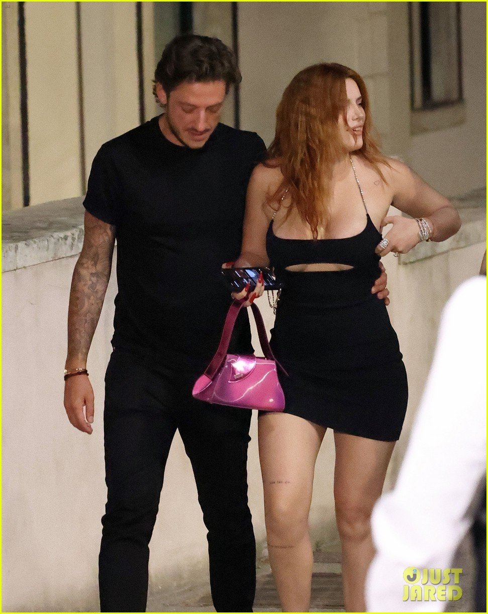 bella thorne mark emms vacation in italy 08