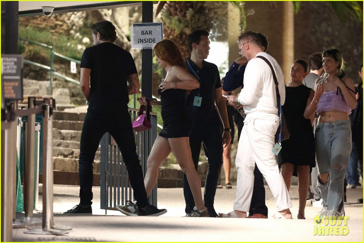 bella thorne mark emms vacation in italy 20