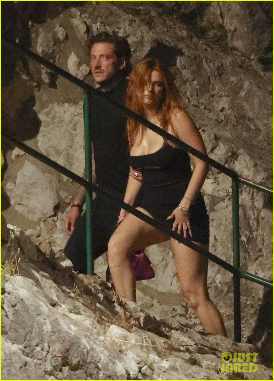 bella thorne mark emms vacation in italy 28