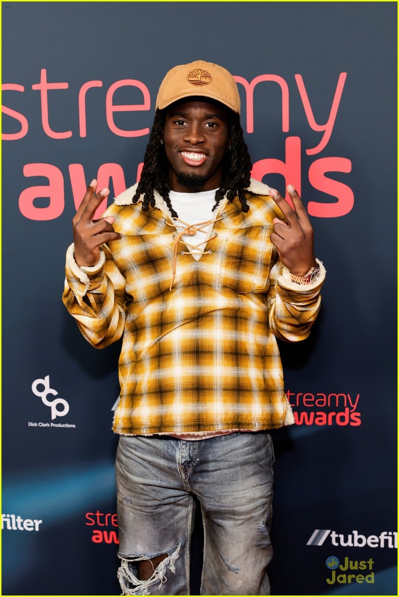 Kai Cenat, Chris Olsen & Dylan Mulvaney Win Big at Streamy Awards 2023:  Photo 1382242 | Airrack, Alan Chikin Chow, Anna Sitar, Anthony Padilla,  Avani Gregg, Bella Poarch, Ben De Almeida, BENOFTHEWEEK,