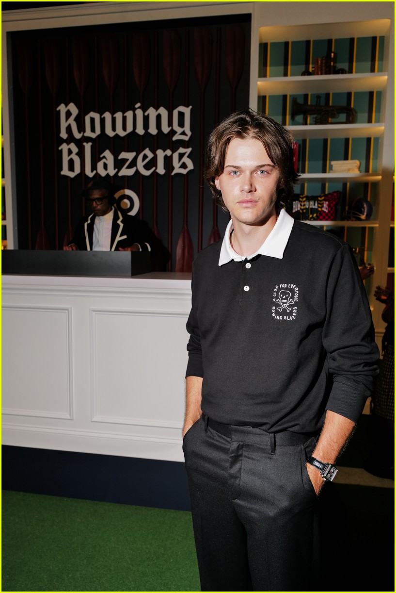 'Mean Girls' Co-Stars Christopher Briney & Renee Rapp Reunite at Rowing ...