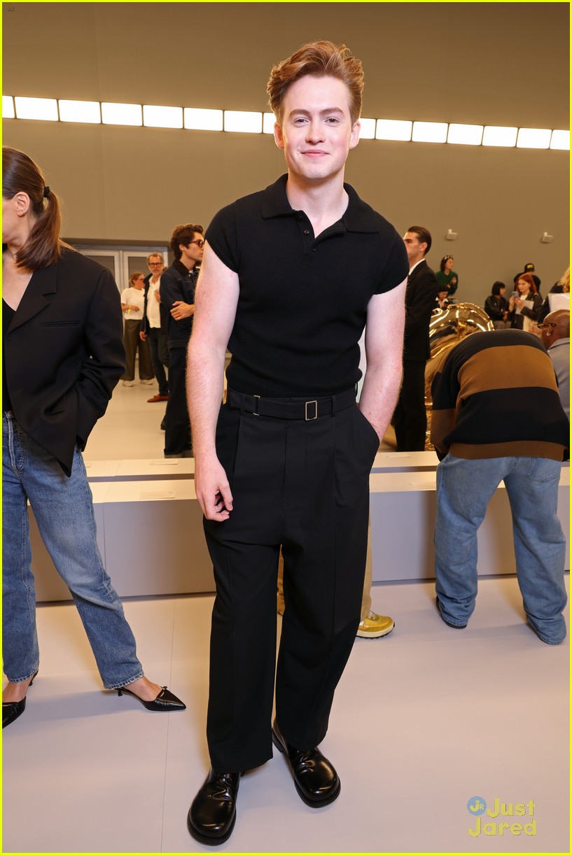 kit connor meets up with shadow bones patrick gibson at loewe fashion show 07