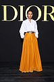 lola tung jisoo jenna ortega attend dior fashion show in paris 02