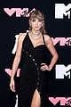 taylor swift arrives on vmas pink carpet as most nominated artist of the night 07