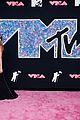 taylor swift arrives on vmas pink carpet as most nominated artist of the night 16