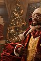 lil rel howery is santa in trailer for new family movie dashing through the snow 06