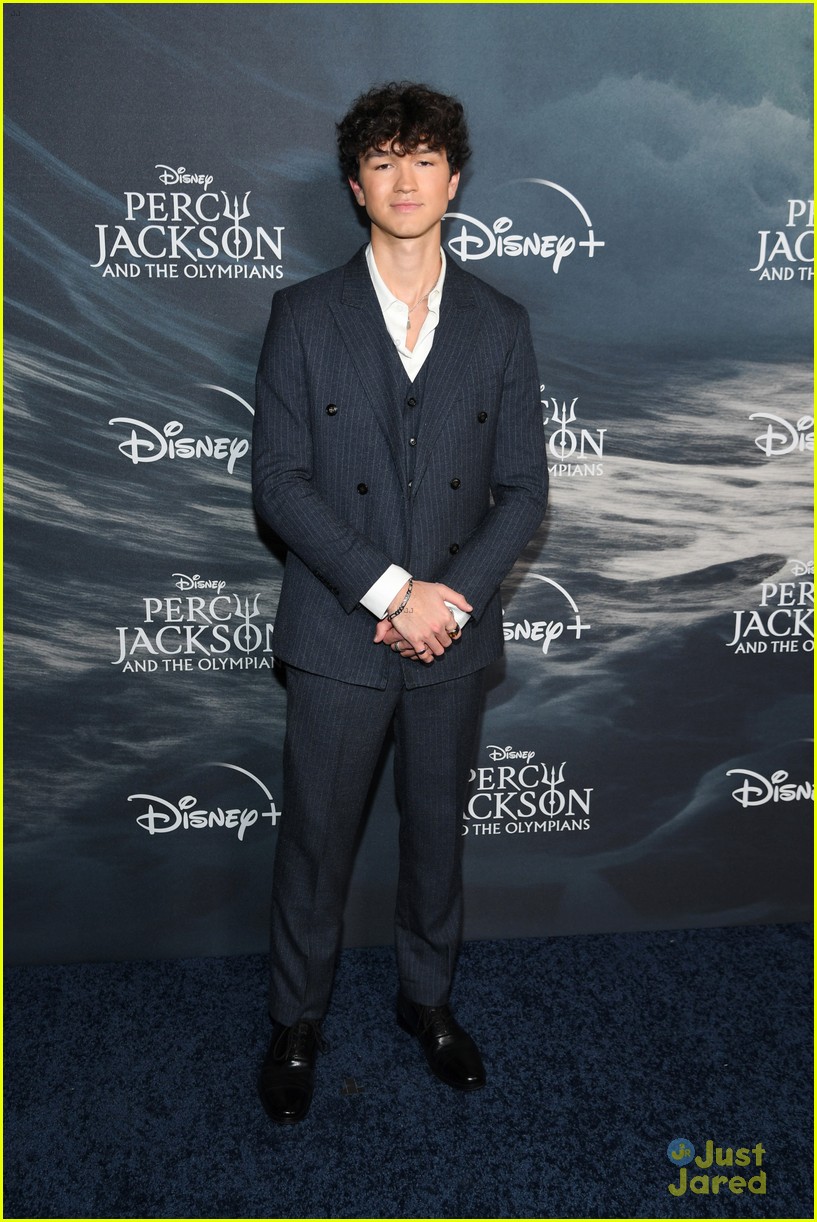 percy jackson series cast attend nyc premiere 01