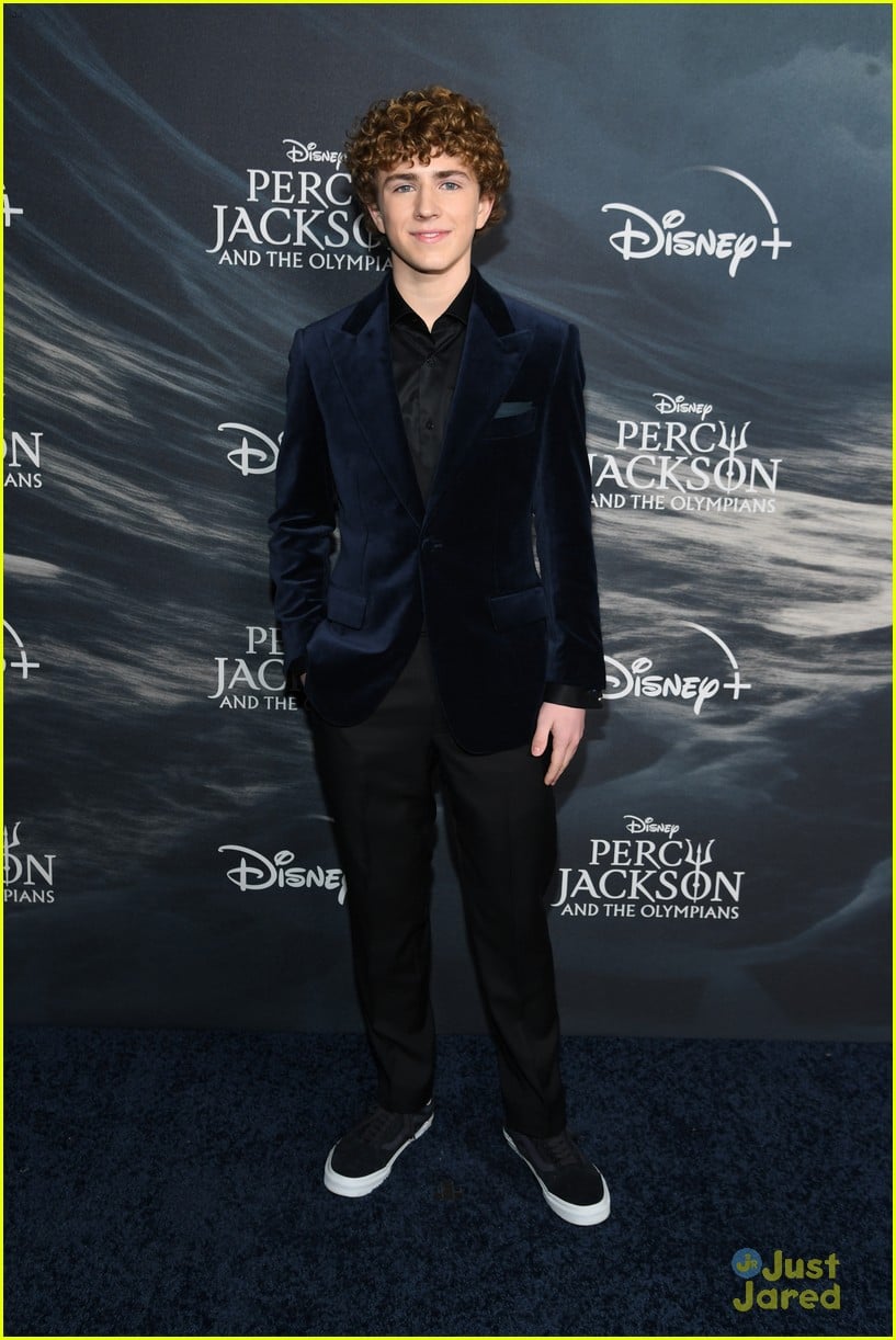 percy jackson series cast attend nyc premiere 06