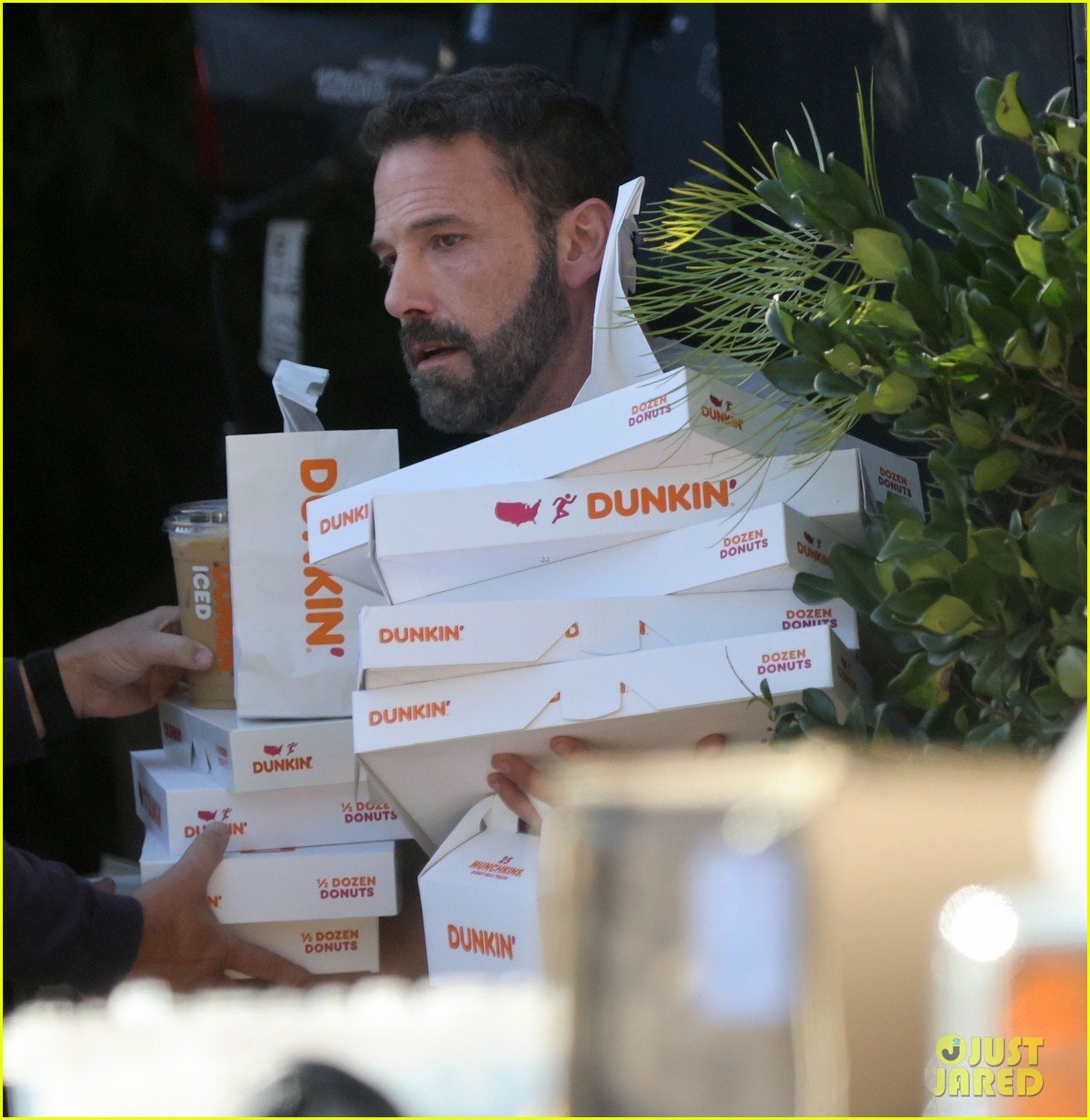 Full Sized Photo Of Ben Affleck Charli Damelio Dunkin Donuts 46