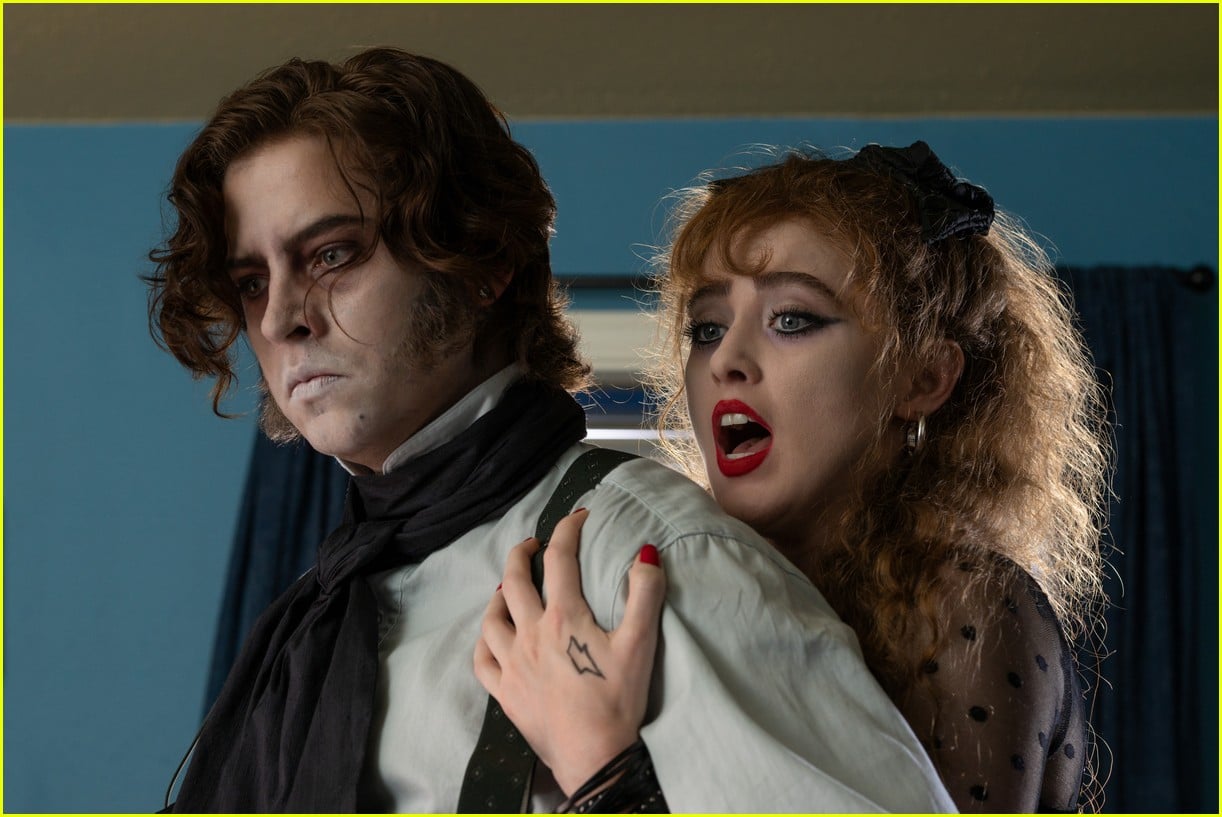 kathryn newton has the hots for zombie cole sprouse in lisa frankenstein trailer 01