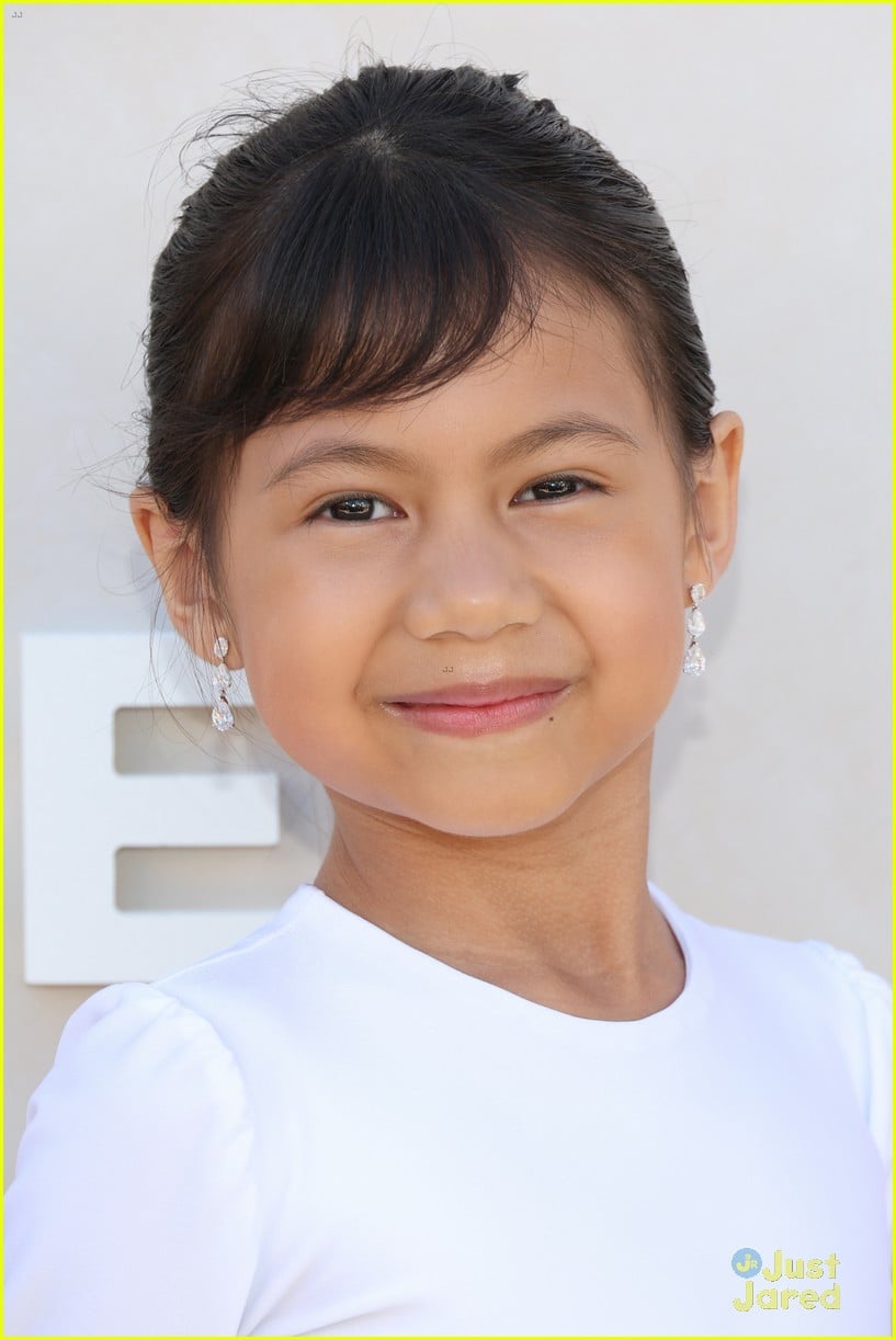 Full Sized Photo of lilo stitch actress maia kealoha makes red carpet - Maia Kealoha Ethnicity: Young Lilo Actress's Hawaiian Roots
