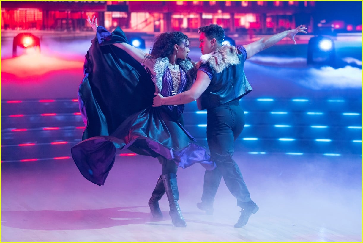 Chandler Kinney Reprises 'Zombies' Character For 'DWTS' Disney Night